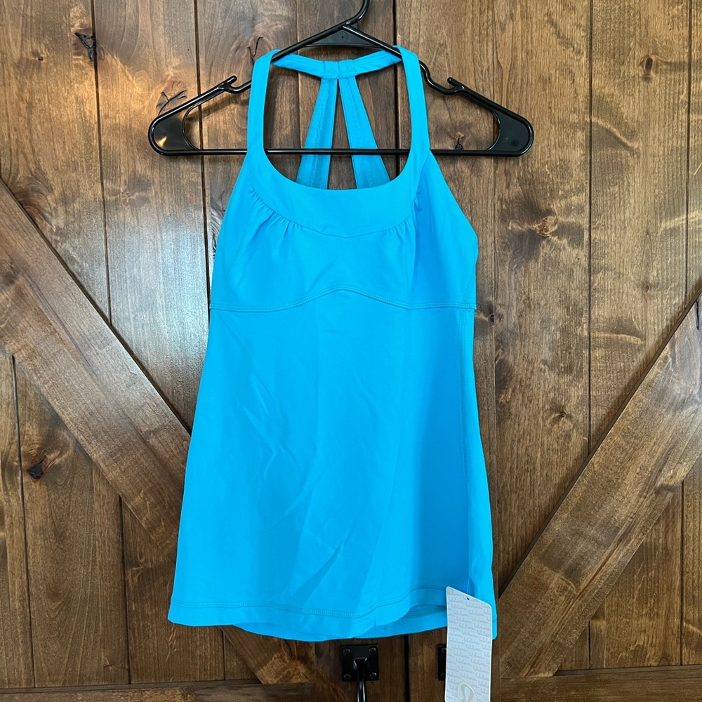 Lululemon tank